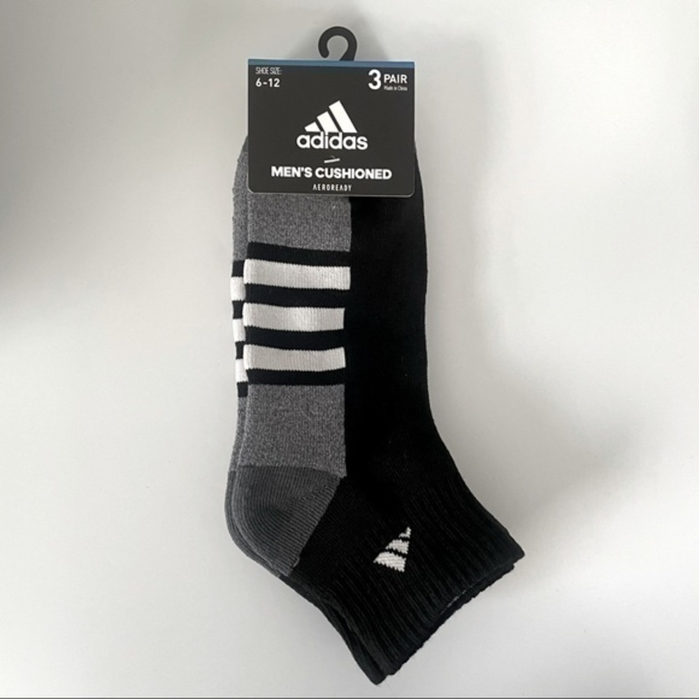 Adidas men’s quarter socks 3 pairs size 6-12 black white gray